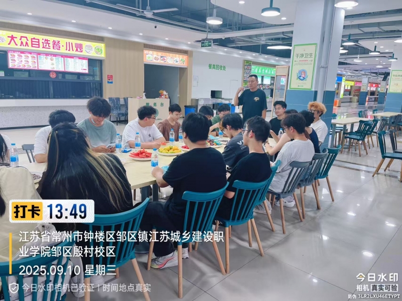 后勤保障处联合公用事业学院开展食堂开放日活动